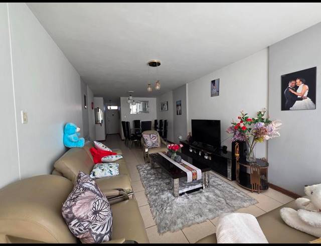 2 BEDROOM APARTMENT FOR SALE IN DENLEE